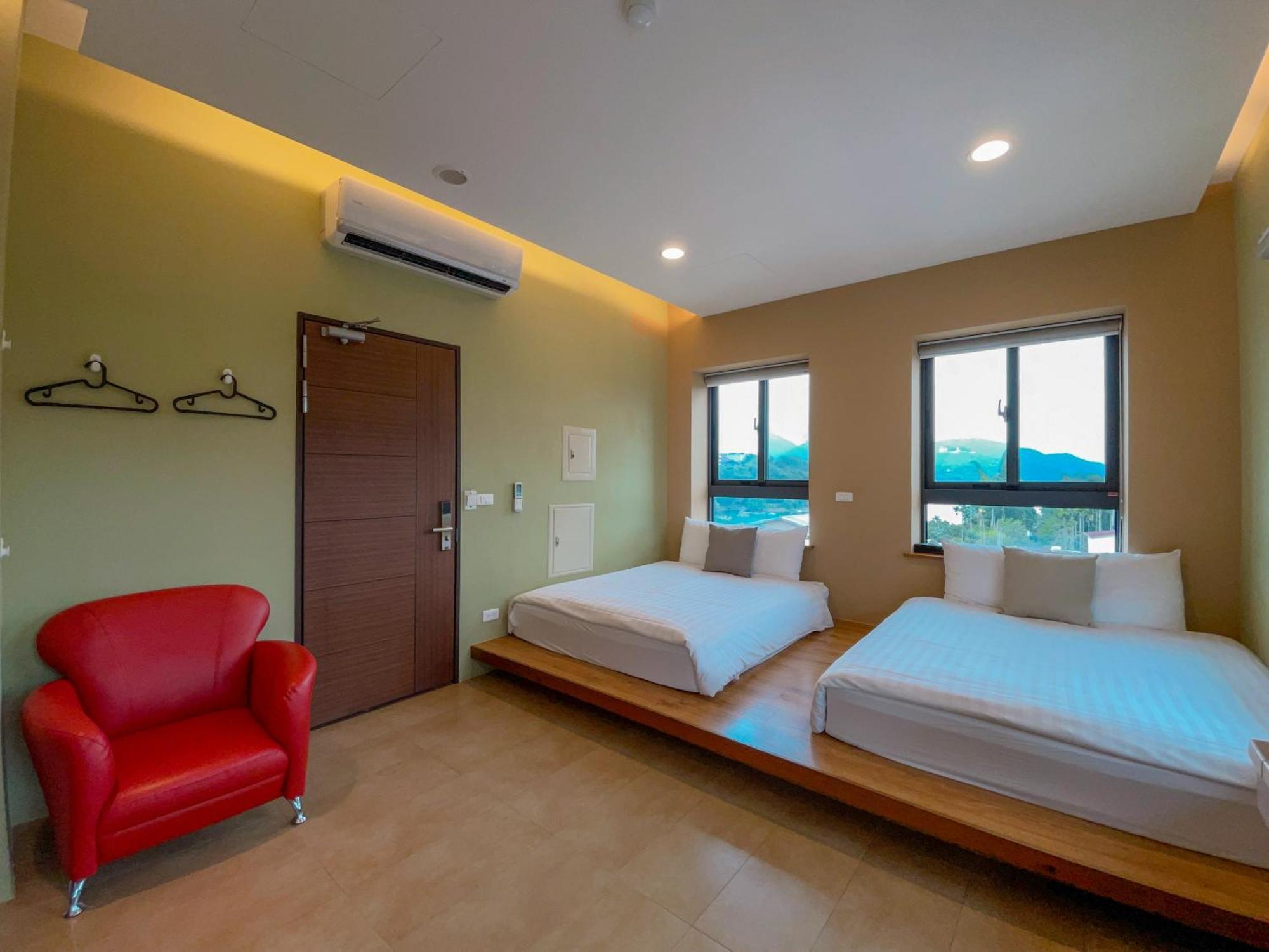 Zhaohong Homestay Yuchi Exterior foto