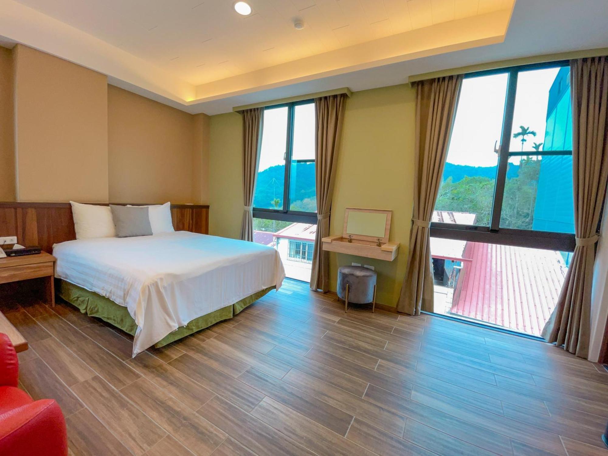 Zhaohong Homestay Yuchi Exterior foto