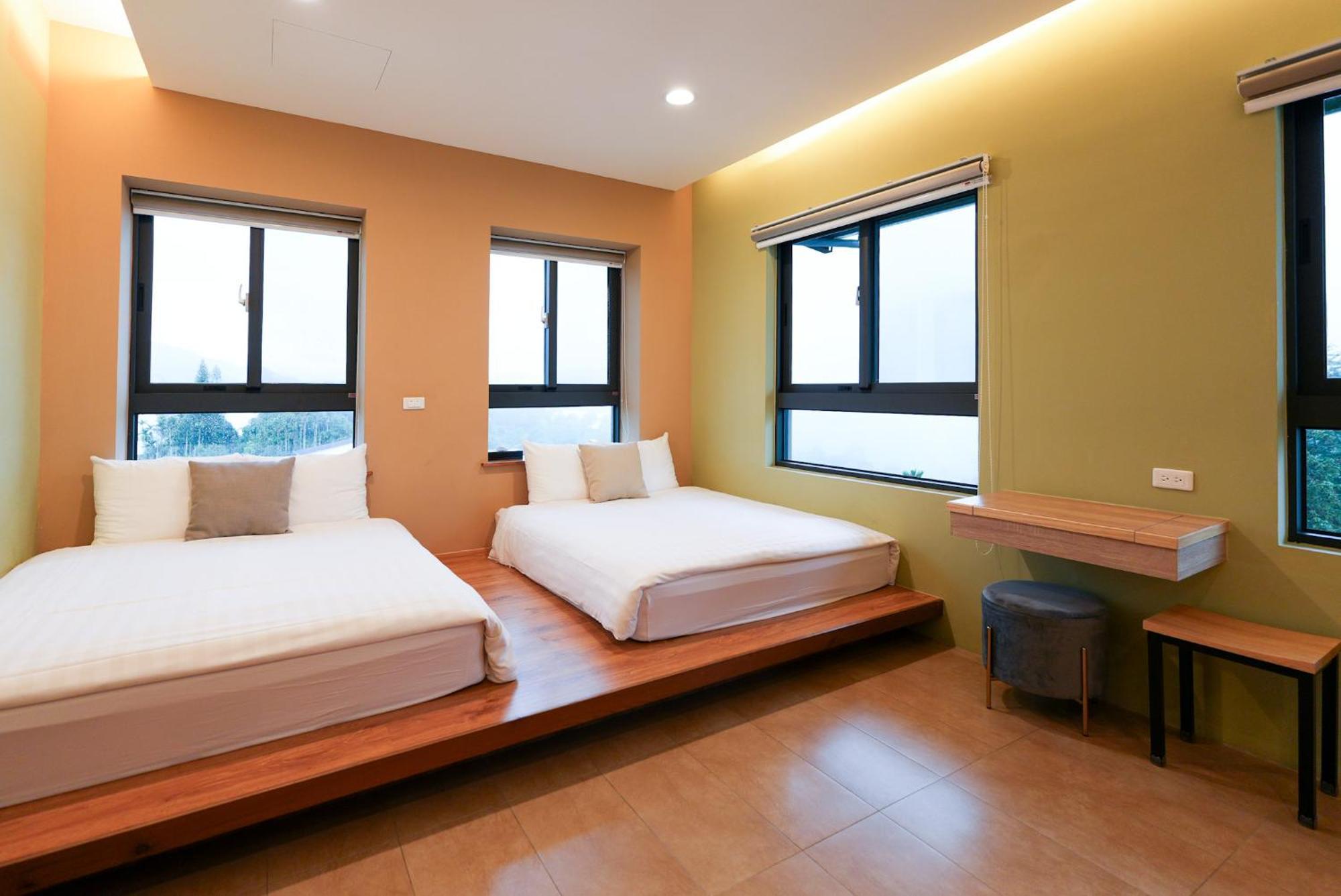 Zhaohong Homestay Yuchi Exterior foto