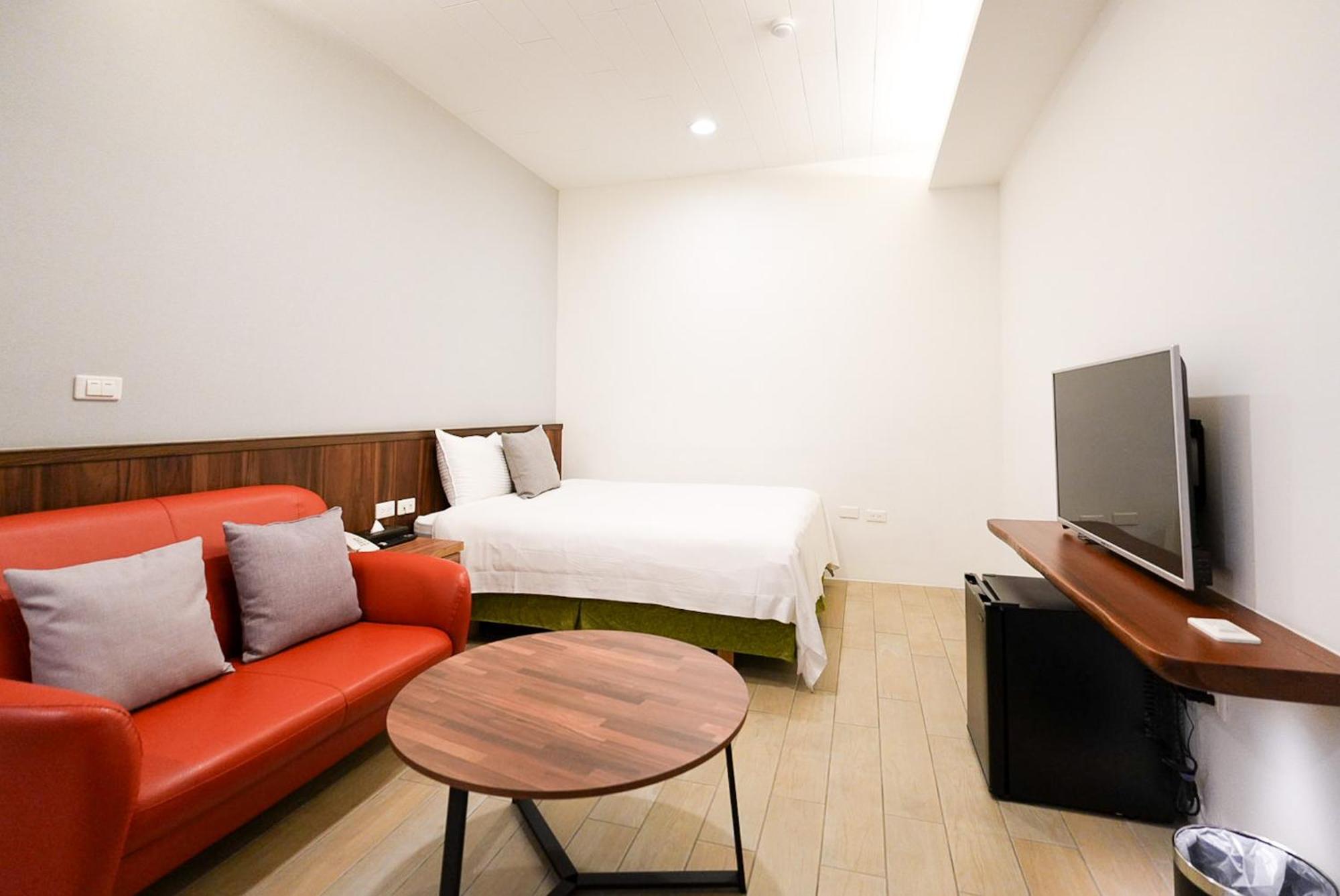 Zhaohong Homestay Yuchi Exterior foto