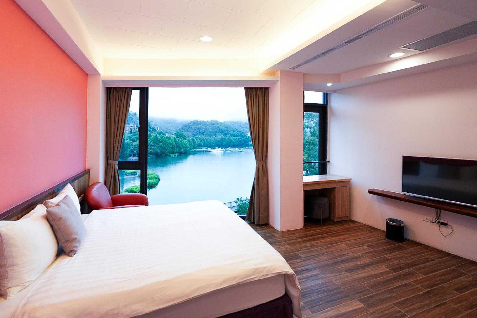Zhaohong Homestay Yuchi Exterior foto