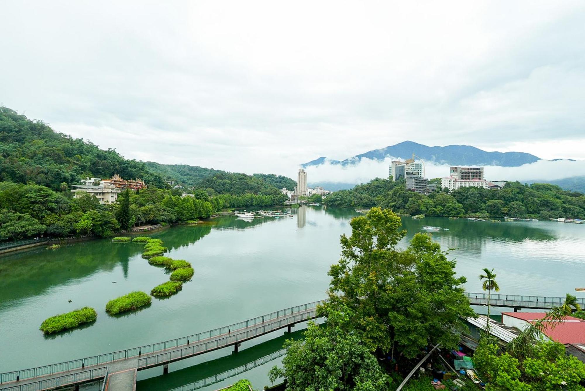 Zhaohong Homestay Yuchi Exterior foto